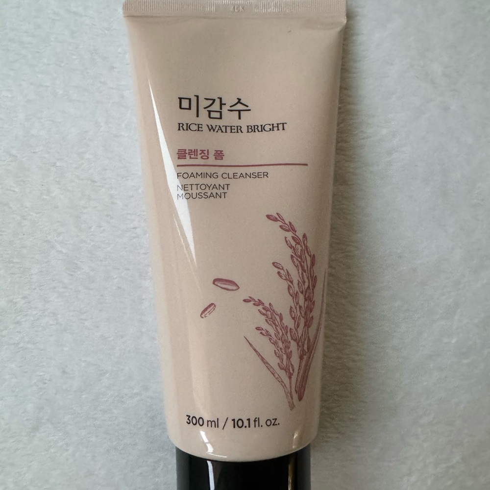 Rice Water Bright Foaming Cleanser